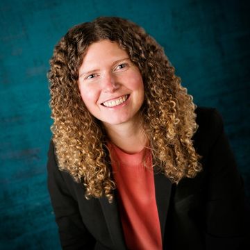 Portrait of Emily Omier
